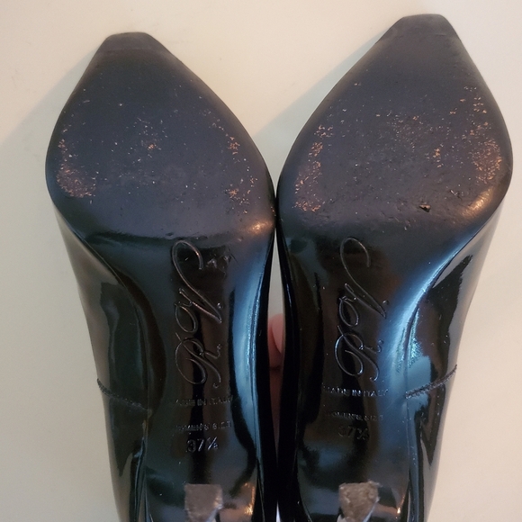 Vintage Roger Vivier black patent pumps with gold buckle - Picture 9 of 15